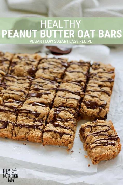 Peanut Butter Oat Breakfast Bars, Peanut Butter Oat Bar, Oats Recipes Peanut Butter, Oatmeal Peanutbutter Bars, Peanut Butter Flapjack, Protein Oat Bars, Baked Oat Bars, Peanut Butter Granola Bars, Peanut Butter Oat Bars