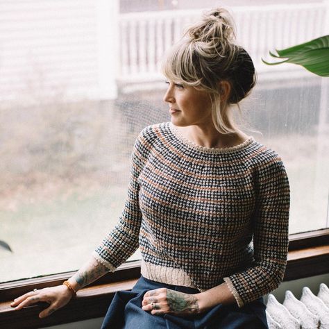 DreaReneeKnits on Instagram: “This past year I’ve been all about the stripes, and Evenfall has a playful riff using slipped stitches and 3 colors! Have you picked your…” Pretty And Polished, Andrea Mowry, Single Ply Yarn, Knitting Kit, Mohair Yarn, Knit Sweaters, Beautiful Sweater, Wardrobe Ideas, Knitting Ideas