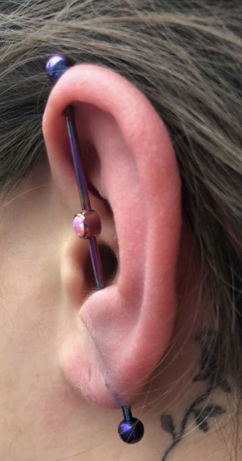 Custom Industrial Piercing, Piercing Ideas With Industrial, Ear Piercing Ideas With Industrial, Ear Piercings Industrial, Scream Meme, Long Fringe Hairstyles, Ear Piercing Ideas, Industrial Piercing, Usain Bolt