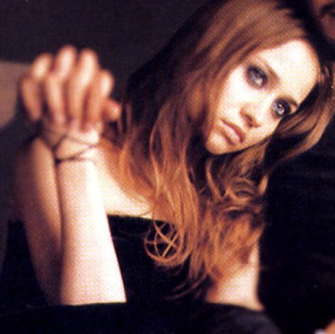 Fiona Core, Apple Photo, Fiona Apple, Mazzy Star, Female Musicians, Women In Music, I'm With The Band, Black Books, Fav Celebs