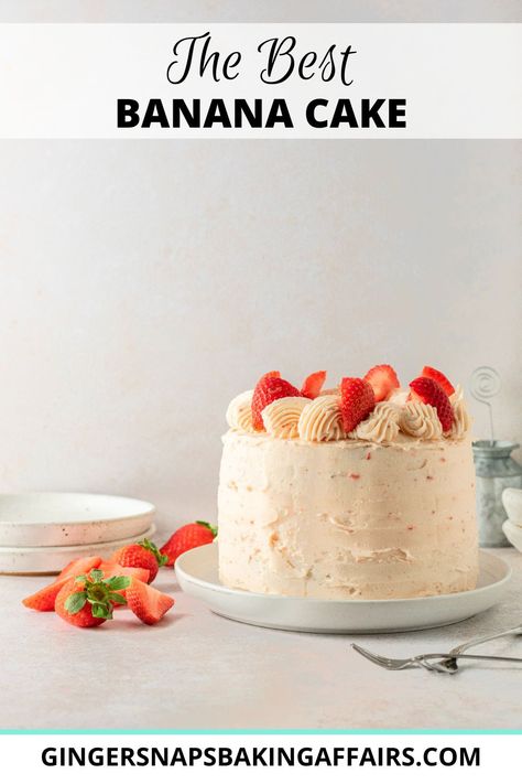 Strawberry Banana Cake, Strawberry Banana Cakes, Moist Banana Cake, Strawberry Cake Filling, No Bake Summer Desserts, Homemade Strawberry Jam, Strawberry Frosting, Banana Cake Recipe, Easter Desserts Recipes