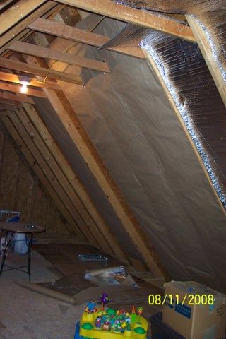 DIY Attic Radiant Barrier : 4 Steps - Instructables Orphanage Room, Insulating Attic, Attic Conversions, Attic Makeover, Attic Staircase, Attic Office, Garage Attic, Attic Doors, Radiant Barrier