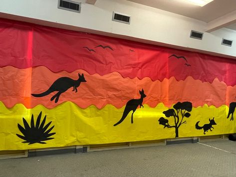 Australia Theme Party Decoration, Outback Themed Vbs, Outback Rock Vbs Crafts, Australia Bulletin Board, Australian Outback Decorations, Australia Classroom Decor, Turnabout Pointe Vbs, Zoomerang Vbs Decorating Ideas, Australian Vbs Decorations