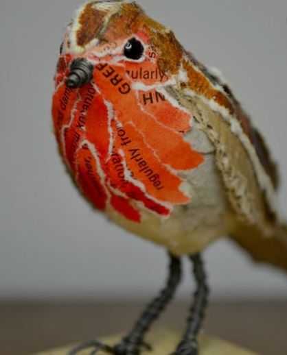 Paper Mache Projects Ideas Inspiration, Suzanne Breakwell, Paper Mache Birds, Paper Cut Artists, Paper Mache Projects, Paper Mache Animals, Paper Mache Clay, Mache Art, Paper Mache Sculpture