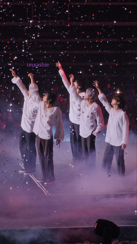 Sweet Mirage Txt Concert, Farewell Neverland, Photo Concert, Concert Wallpaper, Moa Collection, Wallpapers Desktop, Music Collage, You Make Me Laugh, Concert Aesthetic