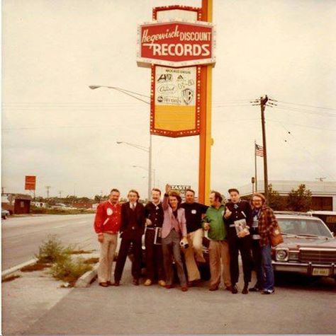 Not in Hammond, in Calumet City, Ill.. but was a huge part of my teenage yrs and beyond till it closed Calumet City Illinois, Vintage Store Signs, South Chicago, Chicago Band, Hammond Indiana, South Side Chicago, Calumet City, Chicago Vintage, Chicago Heights