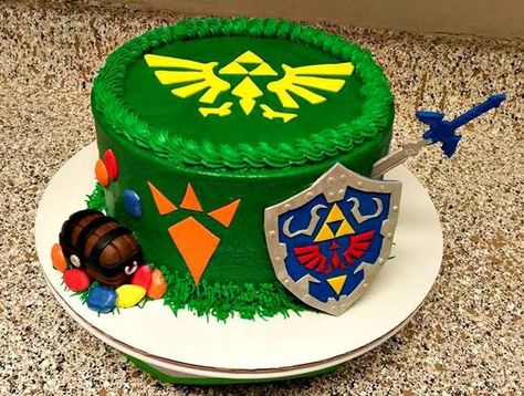 Zelda Birthday Cake Buttercream Cake decorated for Zelda Video game for a birthday party Zelda Cake Ideas, Zelda Cake, Zelda Party, Video Game Cakes, Zelda Birthday, Anime Cake, Buttercream Cake Decorating, Birthday Cake Card, Cake Games