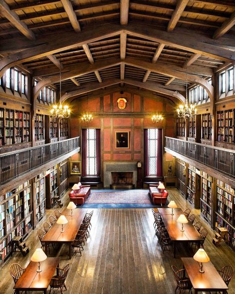 Grosvenor Atterbury’s double-height historical library at Yale Medical Library, one of his most personally meaningful projects commissioned… Peter Pennoyer, Historical Library, Medical Library, New Haven Connecticut, Double Height, New Haven, Architects, Cabin, Medical