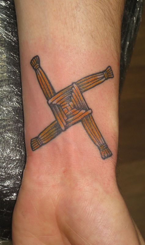 saint st brigid bridget cross wrist  irish street tattoo downpatrick belfast northern ireland Bridgets Cross, Bridget Cross, St Patrick's Cross, Belfast Tattoo, Irish Tattoo, St Brigid Cross, Celtic Tattoo Designs, Brigid's Cross, St Bridget