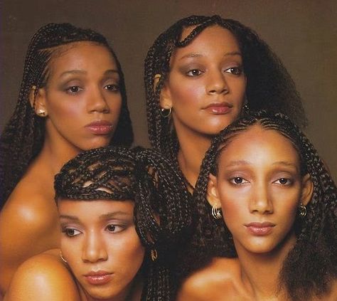 Sister Sledge, Singing Groups, Old School Music, Vintage Black Glamour, Black Music, We Are Family, I Love Music, Soul Music, Music Legends