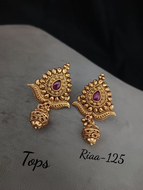 Simple Jumka Earrings Gold, Ear Rings New Models Gold, Gold Earrings Jhumka Designs, Earrings Models Gold, Earings Design Gold Indian Jhumka, Simple Gold Earings, Jumka Earrings Gold, Gold Earrings Designs Simple, Earings Design Gold New Model