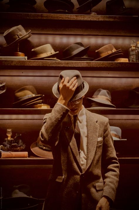 Las Vegas Shopping, Man In A Suit, Goorin Bros, Fedora Hats, Classic Hats, Well Dressed Men, Gentleman Style, Komplette Outfits, Suit And Tie