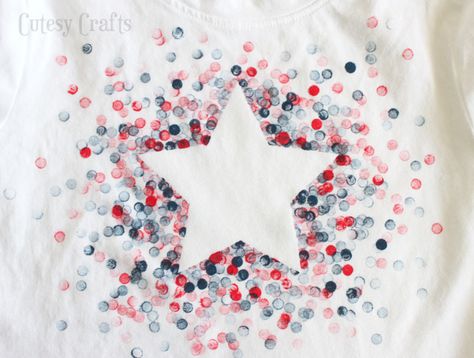 Make an adorable DIY 4th of July shirt using freezer paper and a pencil eraser! No special equipment necessary. So easy, even the kids can make it! Patriotic Baby, Eraser Stamp, 4th Of July Shirts, Hand Carved Rubber, Easter Bunny Shirts, Freezer Paper, 4th Of July Decorations, 4th Of July Shirt, Diy Stamp