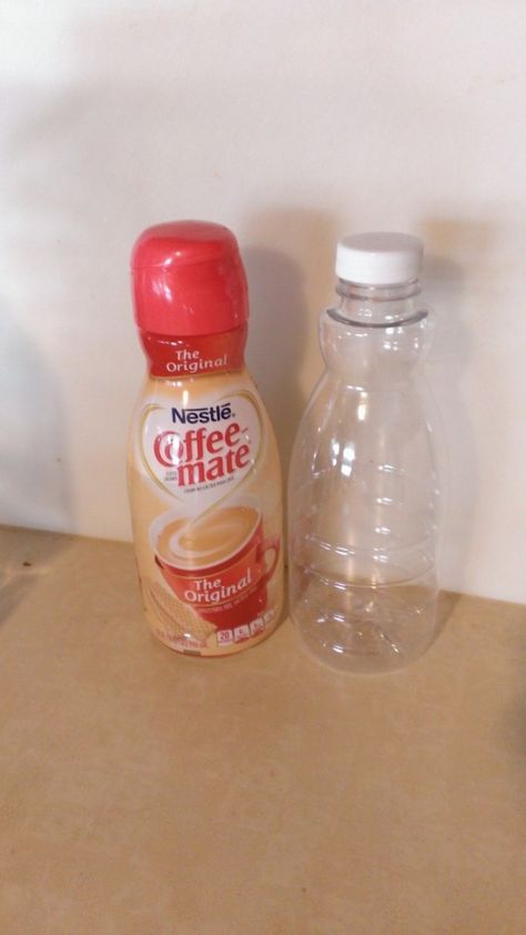 Reusing Creamer Bottles with New Lids Coffee Creamer Bottle Crafts Christmas, Coffee Creamer Container Crafts, Coffee Creamer Crafts, Coffee Creamer Bottle Crafts, Coffee Creamer Bottles, Coffee Creamer Container, Kerr Mason Jars, Creamer Bottles, Protein Bottle