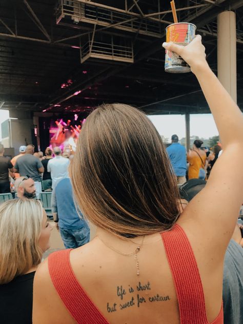 What To Wear To A Dave Matthews Concert, Dave Matthews Tattoo Ideas, Dave Mathews Tattoo, Dmb Tattoo Ideas, Dmb Concert Outfit, Dave Matthews Band Concert Outfit, Dave Matthews Concert Outfit, Dave Matthews Band Tattoos, Dave Matthews Tattoo