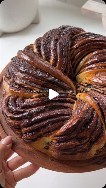 Arina Kysh on Instagram: "Dark Chocolate Babka 🤎

Impressive and absolutely delicious! This babka has been a winner time and time again so I you haven’t tried my cinnamon butter babka, now’s the time to try this dark chocolate babka out! 🐻

For the Dough:
540 g flour
1 tablespoon dry active yeast 
¾ teaspoon kosher salt 
2 tablespoons cornstarch 
114 g unsalted butter, melted 
2 eggs 
25 ml avocado oil 
250 ml milk
60 g sugar

Filling:
100 g chopped dark chocolate 
50 g butter
40 g sugar
25 g cocoa powder 
pinch of salt

Sugar Syrup (optional)
120 ml water
100 g granulated sugar

1. Combine dry ingredients in mixer bowl. Add in the rest of the ingredients and mix with dough hook for 3 mins. Cover bowl and let rise for 1-2 hours. 
2. Make filling by combining all ingredients in a small sa Babka Cake, Babka Recipe, Chocolate Babka, Cinnamon Butter, Sugar Syrup, Lemon Desserts, Love Chocolate, Pinch Of Salt, 2 Eggs