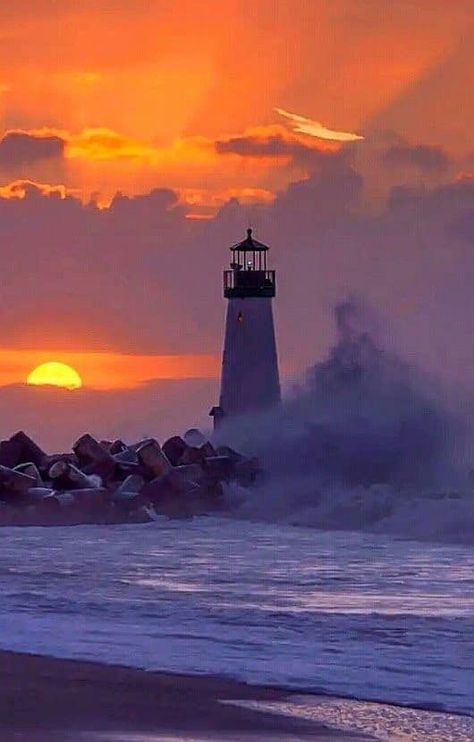 Lighthouses Photography, Lighthouse Photos, Lighthouse Pictures, Lighthouse Painting, Lighthouse Art, Beautiful Lighthouse, Beacon Of Light, Light House, Beautiful Sunset