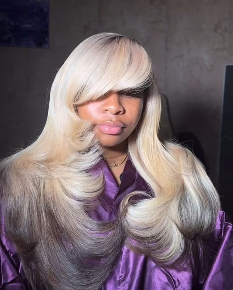 Blonde With Bangs Black Women, Blonde Sew In Weave With Leave Out, 613 Hairstyles For Black Women, Detroit Hairstyles, Blonde Wig On Dark Skin, Side Part Bang Wig, Ash Blonde Wig Black Women, Black Wig With Blonde Highlights, Blonde Bob Black Women