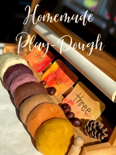 Homemade Play-Dough with Natural Colours Cinnamon Play Dough, Putty Slime, Weekly Rhythm, Therapy Dough, Soft Play Dough, Montessori Baby Activities, Fall Sensory Bin, Fall Sensory, Atelier Art