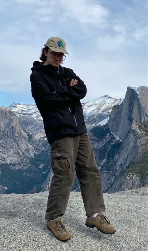 Hiker Fashion Outfits Men, Granola Aesthetic Outfit Men, Mens Fashion Granola, Mens Granola Fashion, Granola Guy Aesthetic Outfits, Hiking Fits Men, Hiker Outfits, Men’s Hiking Outfit, Outdoor Outfit Men