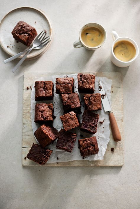 Beetroot brownies Beetroot Brownies, Best Ever Brownies, Gooey Chocolate Brownies, Dinner Party Dishes, Sweet Potato Brownies, Fudge Cake, Brownies Recipe, A Cup Of Tea, The Day After