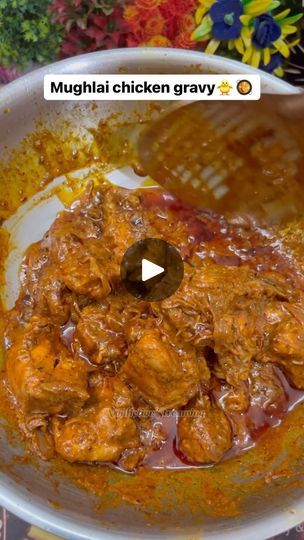 Chicken Marination, Mughlai Chicken, Indian Chicken Recipes, Gravy Ingredients, Red Chilli Powder, Indian Chicken, Chicken Gravy, Coriander Leaves, Super Rich