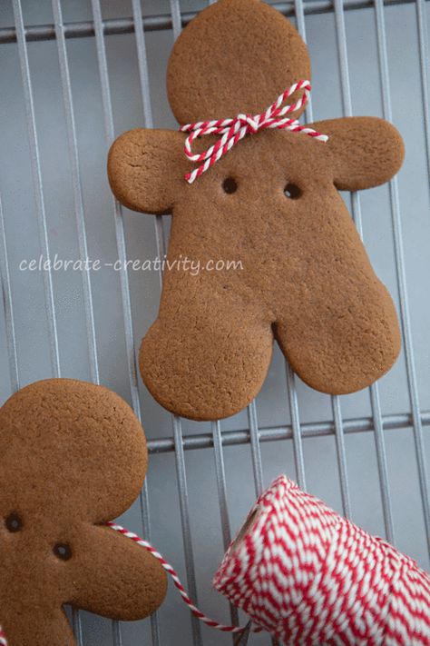 Gingerbread-wreath-cookie Christmas Sundaes, Waffle Iron Cookies, Spicy Gingerbread, Gingerbread Men Cookies, Sweet Sugarbelle, Soft Gingerbread Cookies, Ginger Bread Cookies Recipe, Man Cookies, The Gingerbread Man