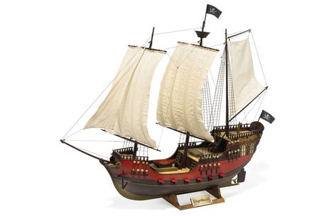 AquaCraft King's Ransom - Remote Controlled Pirate Ship - The ... Queen Annes Revenge, Homemade Pirate Costumes, Pirate Ship Model, Ship In Bottle, Model Ship Kits, Pirate Boats, Navi A Vela, Cool Galaxy Wallpapers, Radio Controlled Boats