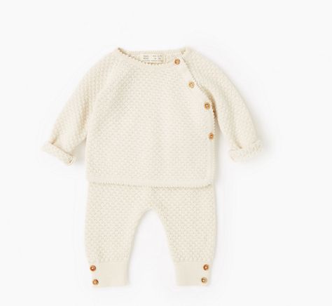 Cream colored silk cotton set from Zara. http://www.stylemepretty.com/living/2016/08/04/these-itty-bitty-baby-outfits-are-the-cutest-thing-youll-see-all-week/ Zara Spring, Zara Baby, Cotton Jumper, Silk Knit, Long Sleeve Knit Sweaters, Open Knit Sweater, Zara Kids, Coming Home Outfit, Baby Set