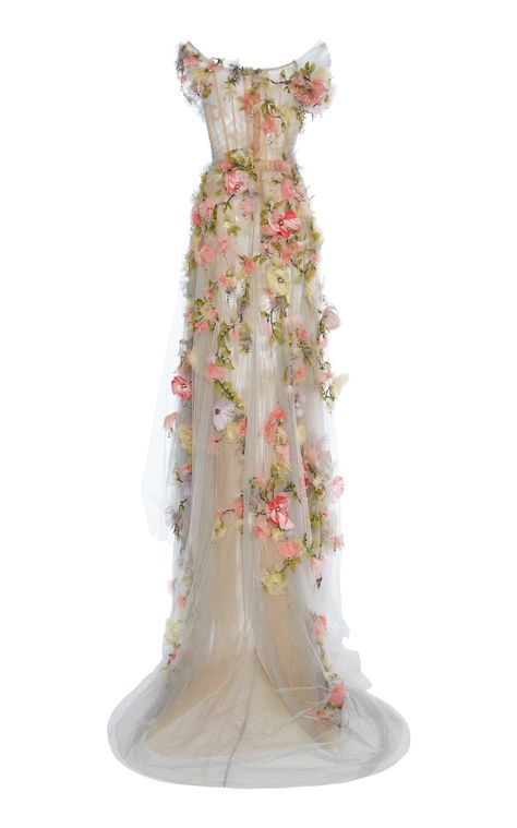 Cannes Film Festival 2022, Marchesa Spring, Festival 2022, Gaun Fashion, Fantasy Dresses, Fantasy Gowns, Runway Dresses, Embroidered Tulle, Fame Dr