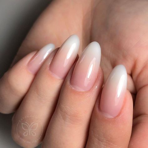 Almomd Nails, Ombre Almond Nails, Almond Nails Pink, Almond Nail Designs, Classy Almond Nails, Baby Boomers Nails, Nails Ombre, Romantic Nails, Sassy Nails