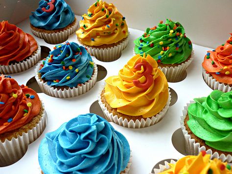 Colored Cupcakes, Kids Birthday Cupcakes, Birthday Cupcakes Boy, Cupcakes For Boys, Sonic Party, Colorful Cupcakes, Bakery Cakes, Birthday Cupcakes, Mini Cupcakes