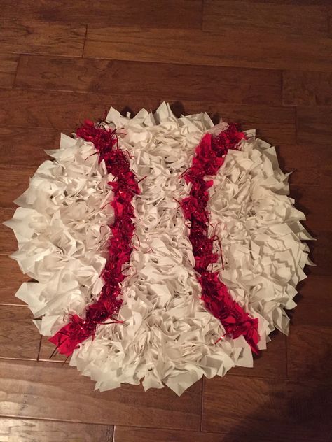 Baseball Parade Craft Float Baseball Homecoming Float, Softball Parade Ideas, Baseball Parade Truck Ideas, Baseball Christmas Float Ideas, Softball Christmas Parade Float Ideas, Volleyball Floats For Parade, Softball Floats Parade Ideas, Volleyball Parade Float Ideas, Baseball Float Ideas Parade