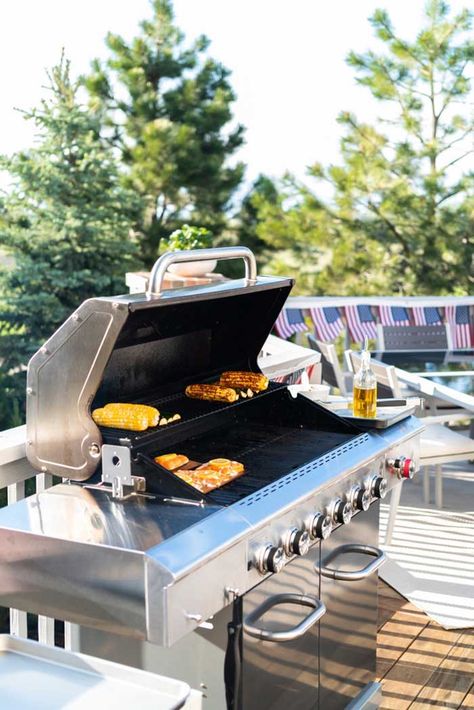 Best Outdoor Grills, Gas Grill Recipes, Gas Barbecue Grill, Best Gas Grills, Beautiful Outdoor Furniture, Barbeque Recipes, Best Charcoal, Natural Gas Grill, Backyard Grilling