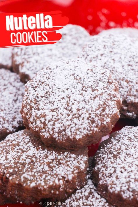 Each bite of these easy Nutella Cookies brings that familiar, comforting Nutella taste that so many of us love, amplified in cookie form. The cookie itself has a texture similar to shortbread and they’re ready in about 10 minutes. Just mix, shape, and bake, and you’ll have a batch of warm, fresh cookies to enjoy almost instantly. Nutella Shortbread Cookies, 3 Ingredient Nutella Cookies, Nutella Cookies 3 Ingredients, Easy Nutella Cookies, Nutella Bar, Nutella Macarons, Fresh Cookies, Nutella Cookies Recipe, No Bake Nutella Cheesecake