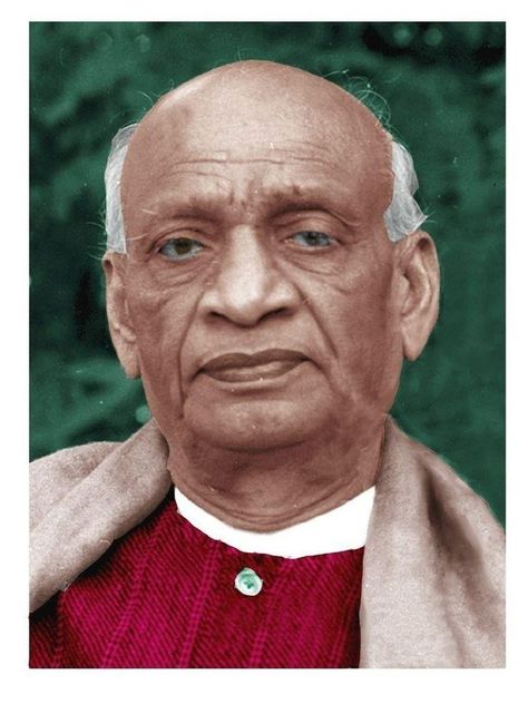 Sardar vallabh bhai patel Sardar Vallabhbhai Patel, Freedom Fighters Of India, Guru Nanak Photo, Indian Freedom Fighters, Indian Flag Images, Old Man Portrait, Old Cartoon Characters, Indian Legends, Farm Images