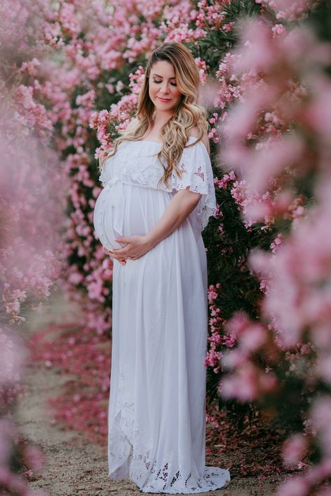 Maternity Photo Ideas and Inspiration Maternity Photo Shoot With Flowers, Maternity Photo Ideas, Maternity Photography Poses Outdoors, Outdoor Maternity Photos, Mom Wedding Dress, Maternity Photography Poses Couple, Pregnant Bride, Pregnancy Photos Couples, Maternity Photography Poses Pregnancy Pics