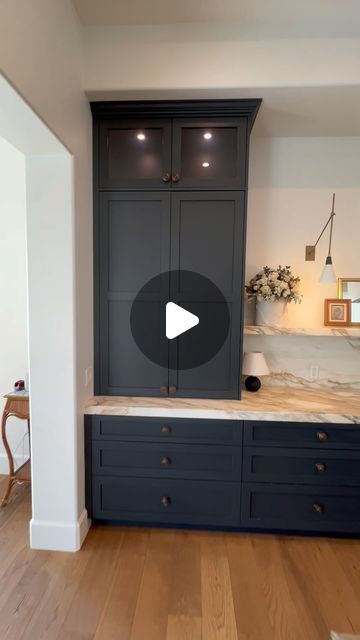 Dave Peterson on Instagram: "This kitchen from a couple of years ago is still one of our favorites.  The tall cabinets on the countertops and the bell shaped hood really make a statement. The long shelf looks amazing too!!!

#customhood #customkitchen #customcabinets #lasvegas #lasvegascustomhomes #customhomes" Full Length Upper Kitchen Cabinets, Small Kitchen Shelving Ideas, Kitchen Without Upper Cabinets, Dubai Kitchen, Tall Cabinets, Tall Kitchen Cabinets, European Kitchen Cabinets, Kitchen 2024, Upper Kitchen Cabinets