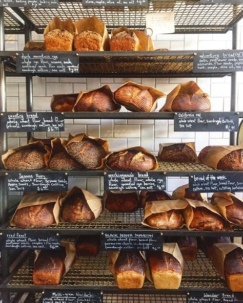 Bread Display, Bakery Shop Design, Bakery Interior, Bread Packaging, Bakery Design Interior, Bread Shop, Bakery Decor, Bakery Display, Bakery Design