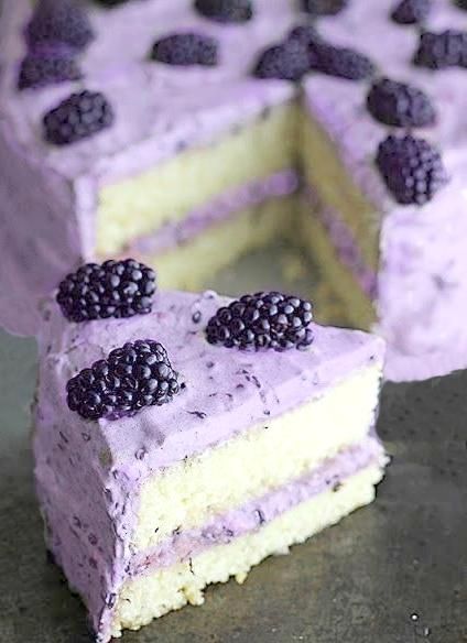 t Cake Blackberry, Picking Blackberries, Lime Cake Recipe, Blackberry Dessert, Blackberry Cake, A Slice Of Cake, Blackberry Recipes, Lime Cake, Slice Of Cake