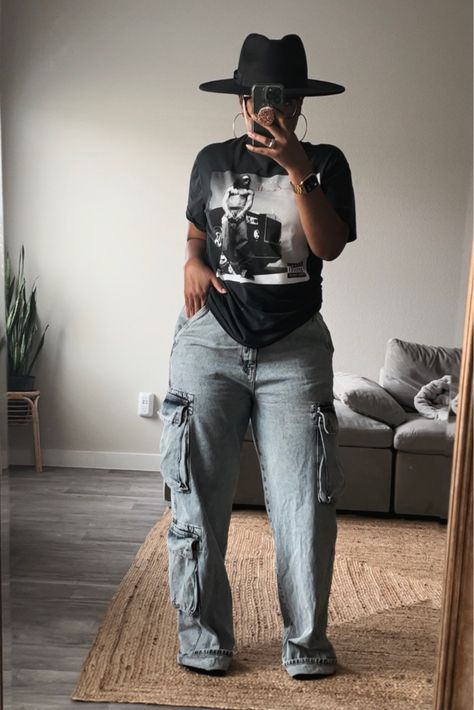 Shop Multi Pocket Denim Cargo Jeans and other curated products on LTK, the easiest way to shop everything from your favorite creators. Denim Cargo Jeans, Denim Cargo, Classy Casual Outfits, Black Women Fashion, Outfits With Hats, Fashion Fall, Cute Simple Outfits, Cargo Jeans, Fall Fashion Outfits