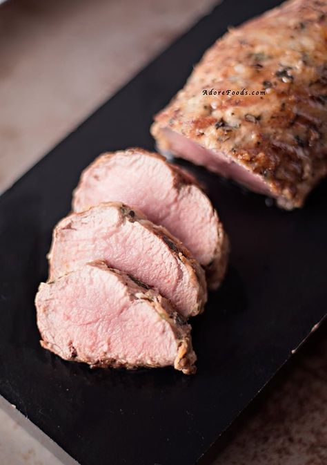 Brazilian Pork Tenderloin with Parmesan Crust Juicy Pork Tenderloin, Keto Pork, Pork Roast Recipes, Pork Loin Recipes, Tenderloin Recipes, How To Cook Pork, Lchf Recipes, Parmesan Crusted, Pork Tenderloin Recipes