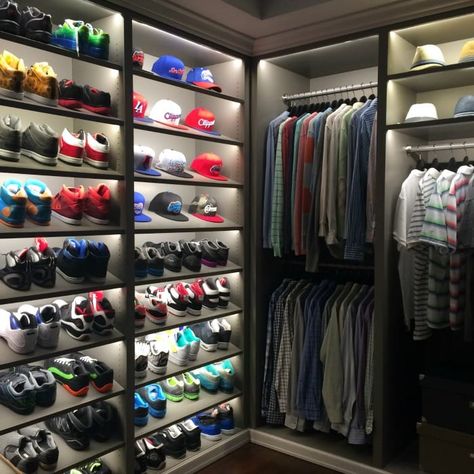 Sneakerhead Bedroom, Sneaker Closet, Sneakerhead Room, Mens Bedroom Decor, Hypebeast Room, Shoe Room, Shoe Wall, Luxury Closets Design, Men Closet