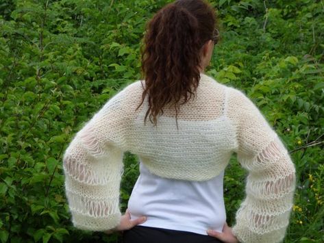 New Hand Knit Mohair Bolero,Ivory,Thick and Fuzzy,Handmade Mohair Bolero, Mohair Shrug, Shrugs And Boleros, How To Feel Beautiful, Womens Clothing Tops, Bulgaria, Hand Knitting, Turtle Neck, Tops & Tees