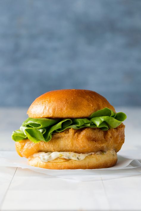 Transport yourself to a waterfront New England seafood shack with homemade crispy fish sandwiches. Crispy Fish Sandwich, Fish Sandwich Recipes, Fish Sandwiches, Cooks Illustrated Recipes, Fish Dinners, Food Sandwiches, Good Fish, Donut Toppings, Crispy Fish