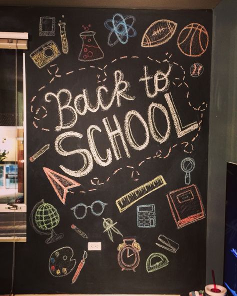 September chalkboard wall Classroom Chalkboard, Chalkboard Art For September, September Whiteboard Ideas, Back To School Chalkboard Ideas, School Chalkboard Ideas, Chalk Boarder Designs September, September Blackboard Ideas, Classroom Chalkboard Art, Back To School Chalkboard Art Ideas