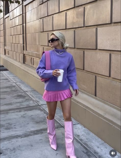 Winter Outfits Colorful Street Styles, Bright Pink Outfit Ideas, Danish Aesthetic Style, Pink Friday Outfits, Purple Boots Outfit, Full Pink Outfit, Purple And Pink Outfit, Pink Purple Outfit, Blue Pink Outfit