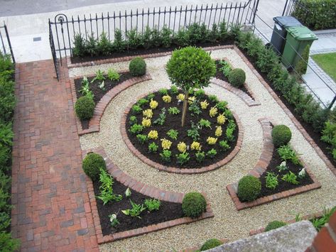 If you are wondering about some of the best small front garden ideas then here are some of them listed you can create for your home. #FrontGardenIdeas #SmallFrontGardenIdeas Small Front Garden Ideas, Parterre Garden, Small Front Gardens, Small Garden Landscape, No Grass Backyard, Front Gardens, Small Courtyard Gardens, Small Front Yard Landscaping, Courtyard Gardens Design