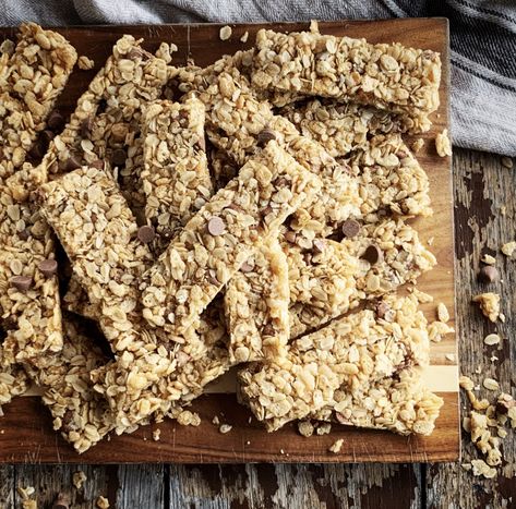 Rice Krispie Granola Bars — Kitchn Affair Homemade Granola Bars With Rice Krispies, Rice Crispy Granola Bars, Rice Krispie Granola Bars, Scrappy Cooking, Crispy Granola, Cinnamon Granola, Honey Granola, Healthy Granola Bars, Orange Muffins