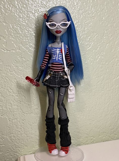 Monster High Ghoulia, Mh Dolls, Moster High, Custom Monster High Dolls, Monster High Custom, Love Monster, Monster High Art, Monster High Characters, Monster High Doll